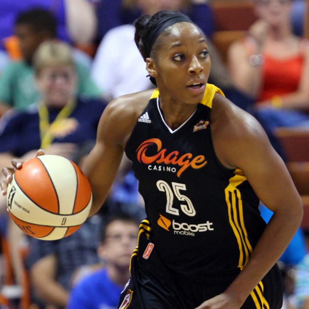 Glory Johnson Reveals She's Having Twins - E! Online